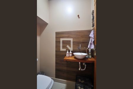 Casa à venda com 95m², 3 quartos e 2 vagasLavabo