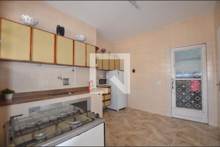 Apartamento para alugar com 85m², 2 quartos e 1 vagaCozinha