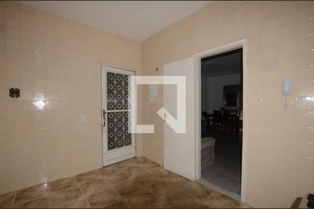Apartamento para alugar com 85m², 2 quartos e 1 vagaCozinha