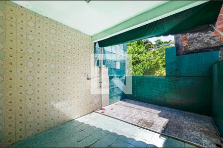 fundos  de casa à venda com 1 quarto, 68m² em Fonseca, Niterói
