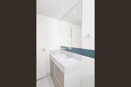 Apartamento para alugar com 130m², 3 quartos e 2 vagas Apartamento para alugar com 130m², 3 quartos e 2 vagasBanheiro da suíte 2