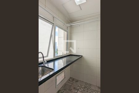 Área de serviço de apartamento para alugar com 3 quartos, 130m² em Baeta Neves, São Bernardo do Campo