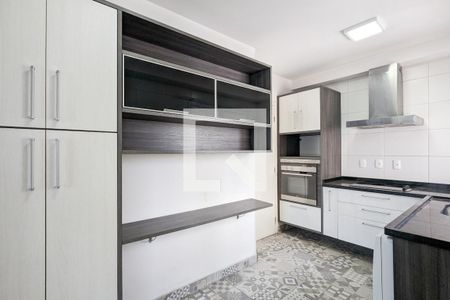 Apartamento para alugar com 130m², 3 quartos e 2 vagas Apartamento para alugar com 130m², 3 quartos e 2 vagasCozinha