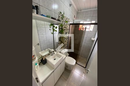 Casa à venda com 240m², 2 quartos e 2 vagasBanheiro