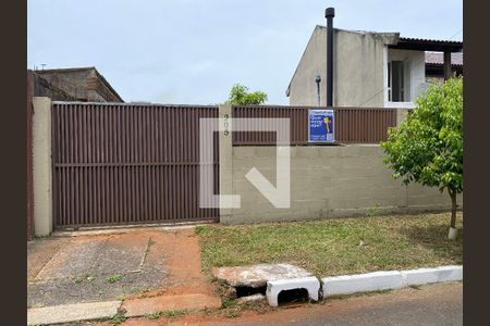 Casa à venda com 240m², 2 quartos e 2 vagasPlaca instalada