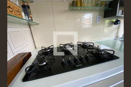 Casa à venda com 240m², 2 quartos e 2 vagasCozinha