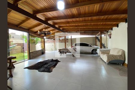 Casa à venda com 240m², 2 quartos e 2 vagasÁrea comum