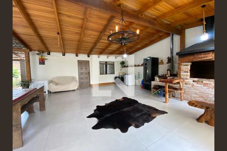 Casa à venda com 240m², 2 quartos e 2 vagasÁrea comum