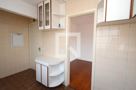 Apartamento para alugar com 81m², 2 quartos e 2 vagasCozinha