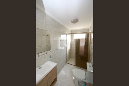 Apartamento para alugar com 81m², 2 quartos e 2 vagasBanheiro