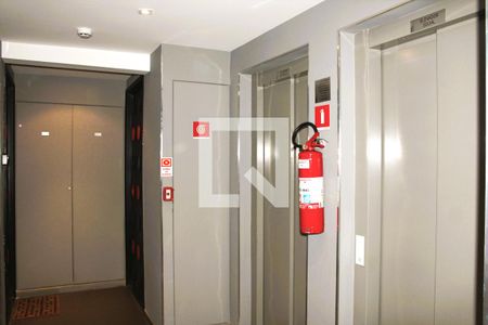 Apartamento à venda com 70m², 1 quarto e 1 vagaElevador