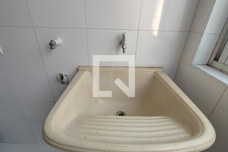 Apartamento à venda com 60m², 2 quartos e 1 vagaÁrea de Serviço