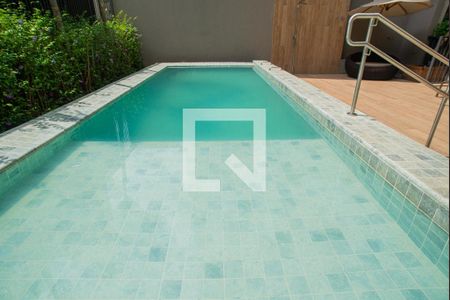 Apartamento para alugar com 26m², 1 quarto e sem vagaÁrea comum - Piscina