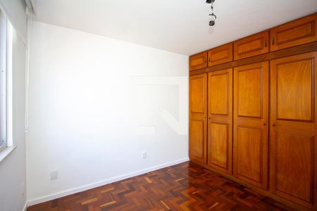 Quarto 1 de apartamento para alugar com 3 quartos, 117m² em Icaraí, Niterói