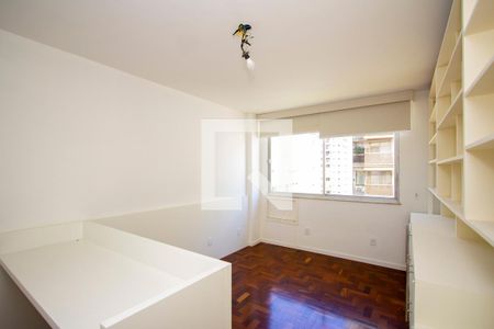 Quarto 2 de apartamento para alugar com 3 quartos, 117m² em Icaraí, Niterói