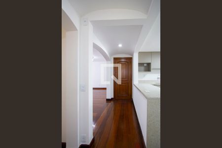 Apartamento para alugar com 117m², 3 quartos e 1 vaga Apartamento para alugar com 117m², 3 quartos e 1 vagaCorredor