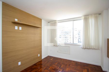 Apartamento para alugar com 117m², 3 quartos e 1 vaga Apartamento para alugar com 117m², 3 quartos e 1 vagaSuíte