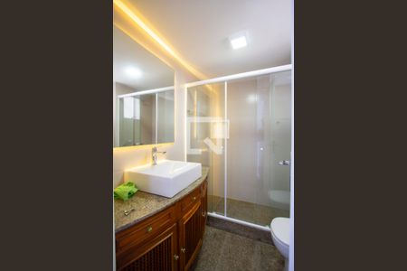 Apartamento para alugar com 117m², 3 quartos e 1 vaga Apartamento para alugar com 117m², 3 quartos e 1 vagaBanheiro da Suíte