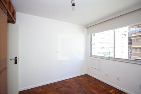 Quarto 1 de apartamento para alugar com 3 quartos, 117m² em Icaraí, Niterói