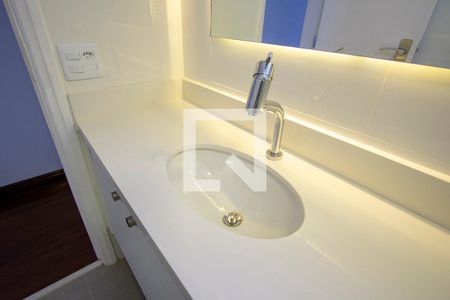 Apartamento para alugar com 117m², 3 quartos e 1 vaga Apartamento para alugar com 117m², 3 quartos e 1 vagaBanheiro Social
