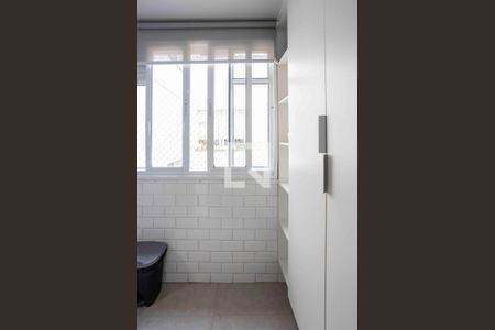 Apartamento à venda com 184m², 2 quartos e 1 vagaÁrea de Serviço