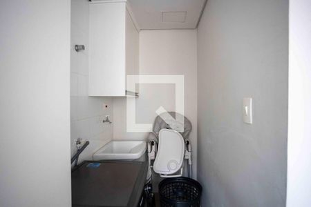 Apartamento à venda com 184m², 2 quartos e 1 vagaÁrea de Serviço