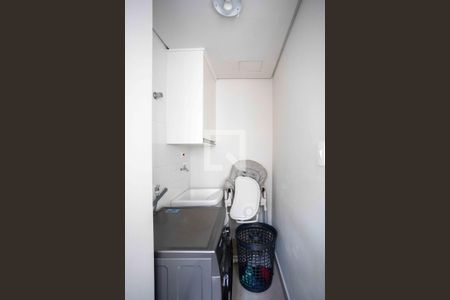 Apartamento à venda com 184m², 2 quartos e 1 vagaÁrea de Serviço