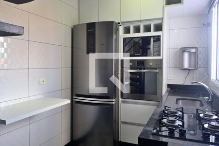 Apartamento à venda com 102m², 2 quartos e 2 vagasCozinha