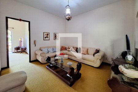 Casa à venda com 7000m², 4 quartos e 2 vagasSala 3