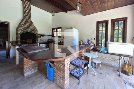 Casa à venda com 7000m², 4 quartos e 2 vagasChurrasqueira