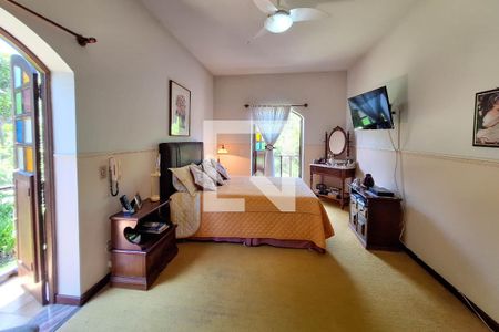 Casa à venda com 7000m², 4 quartos e 2 vagasSuíte 1