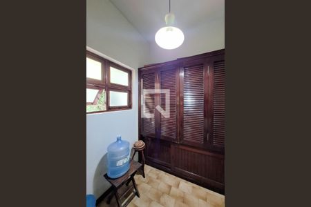 Casa à venda com 7000m², 4 quartos e 2 vagasDespensa