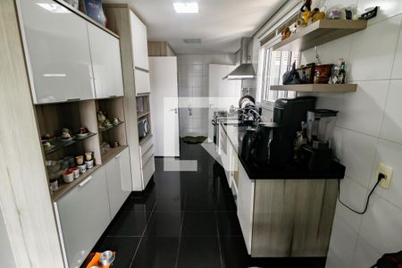 Apartamento à venda com 170m², 3 quartos e 3 vagasCozinha - Armários