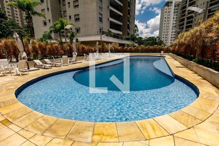 Apartamento à venda com 170m², 3 quartos e 3 vagasÁrea comum - Piscina