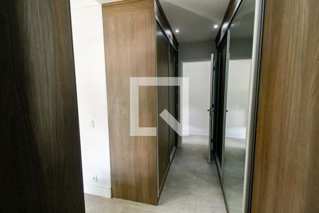 Apartamento à venda com 170m², 3 quartos e 3 vagasCloset da suíte 2