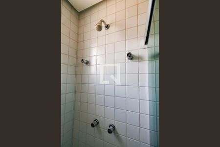 Apartamento à venda com 170m², 3 quartos e 3 vagasBanheiro da Suíte 1 - chuveiro