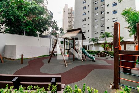 Apartamento à venda com 170m², 3 quartos e 3 vagasÁrea comum - Playground