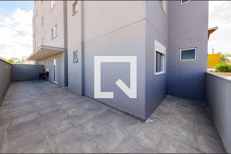 Área privativa de apartamento para alugar com 2 quartos, 62m² em Alto Caiçaras, Belo Horizonte