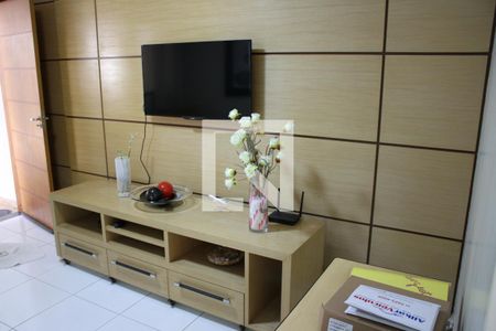 Casa à venda com 3 quartos, 120m² em Setor Garavelo, Goiânia