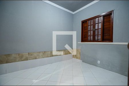 Quarto de casa à venda com 2 quartos, 150m² em Santa Rosa, Niterói