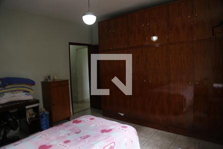 Quarto 2 de casa para alugar com 4 quartos, 240m² em Jardim Monjolo, São Paulo
