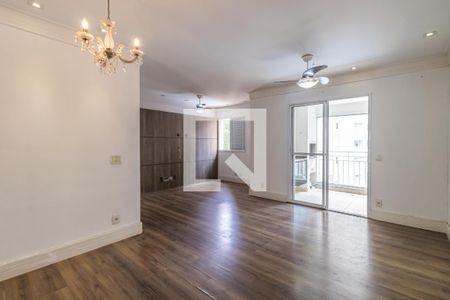 Sala de apartamento para alugar com 2 quartos, 85m² em Jardim Tupanci, Barueri