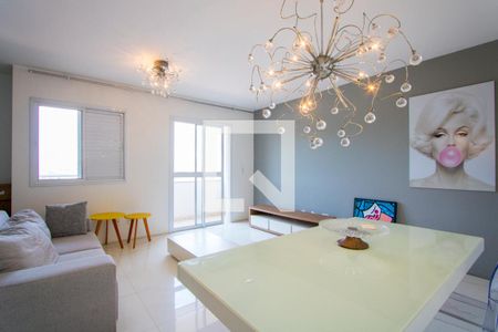 Sala de apartamento para alugar com 2 quartos, 69m² em Vila Humaitá, Santo André