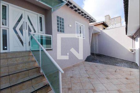 Casa para alugar com 330m², 3 quartos e 4 vagas Casa para alugar com 330m², 3 quartos e 4 vagasEntrada Social