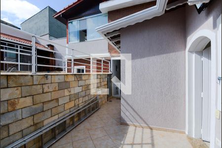 Casa para alugar com 330m², 3 quartos e 4 vagas Casa para alugar com 330m², 3 quartos e 4 vagasÁrea Externa