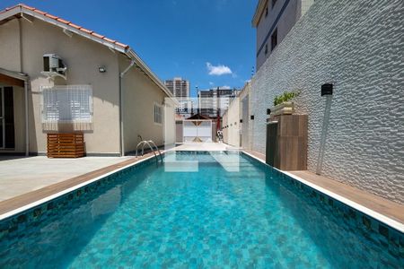 Casa para alugar com 80m², 3 quartos e 6 vagasPiscina