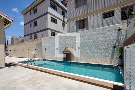 Casa para alugar com 80m², 3 quartos e 6 vagasPiscina