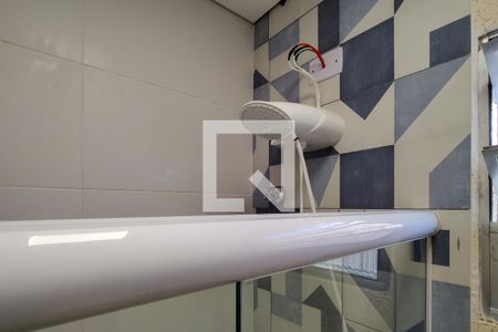 Casa para alugar com 80m², 3 quartos e 6 vagasBanheiro 2