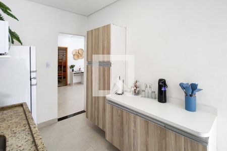 Casa para alugar com 80m², 3 quartos e 6 vagasCozinha