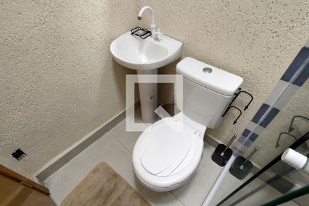 Casa para alugar com 80m², 3 quartos e 6 vagasBanheiro 2